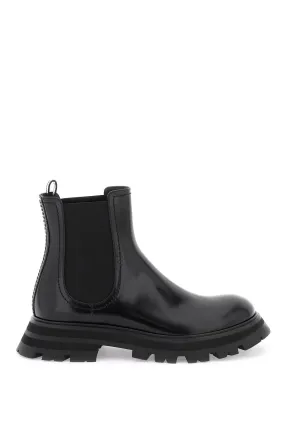 Alexander McQueen shiny leather Chelsea boots in black, style number 757487 WIDU1.