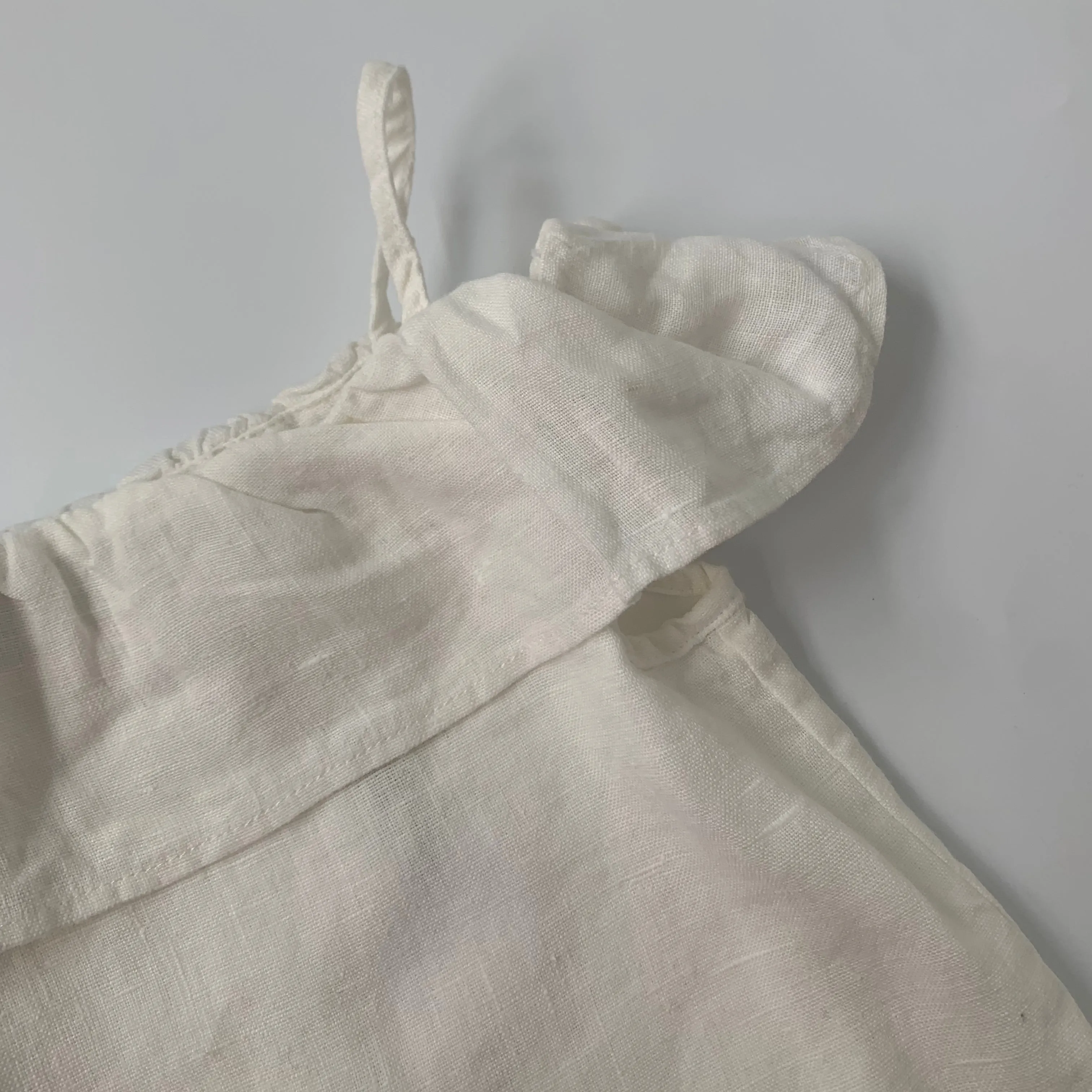 Brand New Belle Enfant White Linen Dress: 6-12 Months