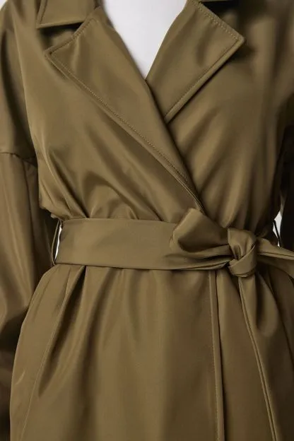 Belted trench coat for women