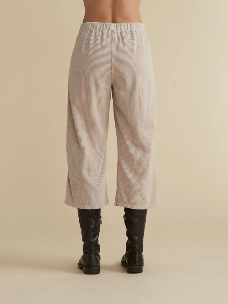 Cut Loose Lux Cord Easy Crop Pant