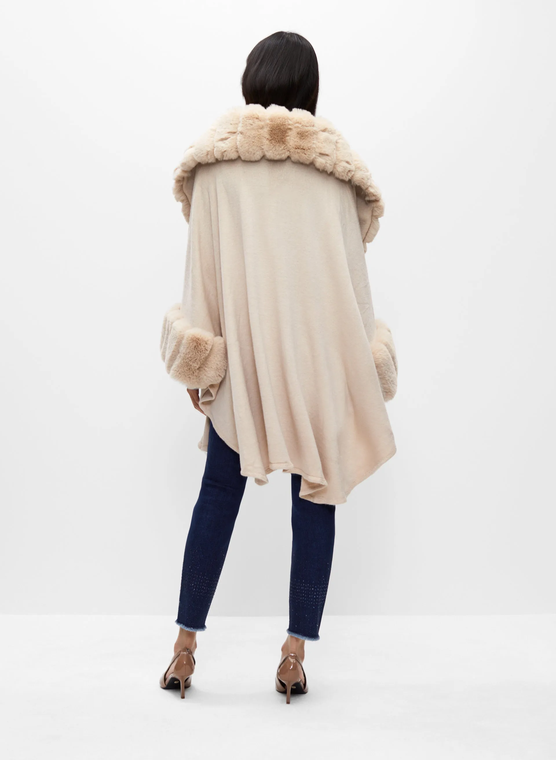 Faux Fur Detailed Poncho