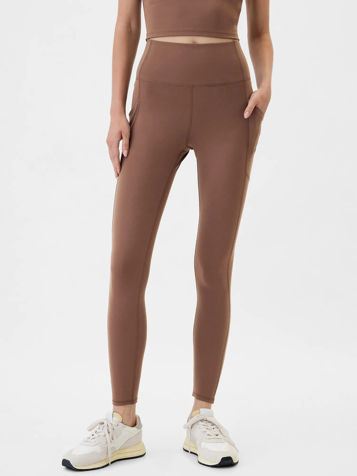 GapFit Sky High Studio Leggings with Pockets