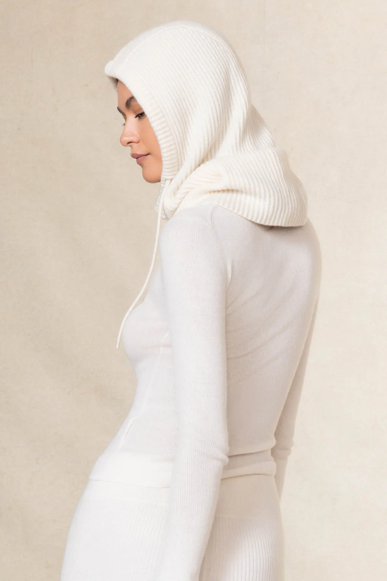 LEVI HOODED COWL