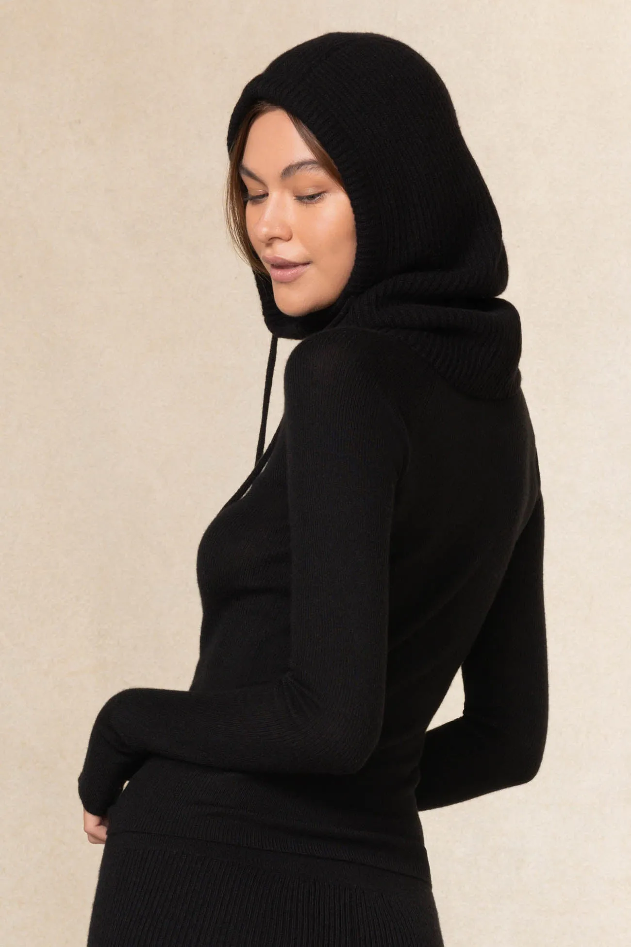 LEVI HOODED COWL