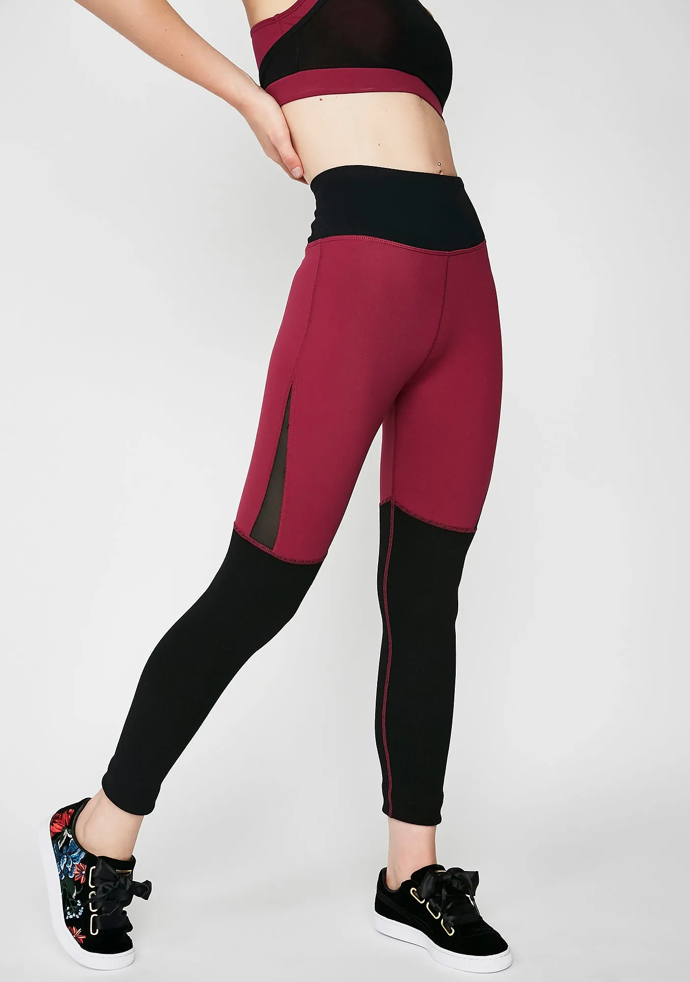 Stay Chic Leggings: Merlot Color