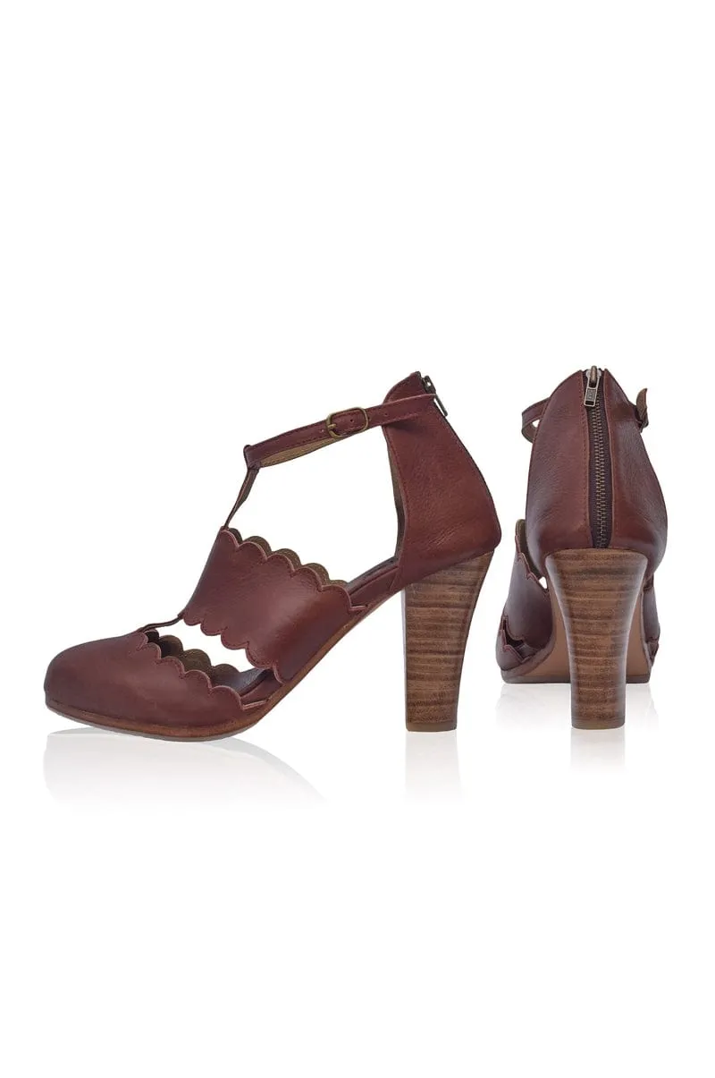 Vintage Brown Incognito Leather Heels